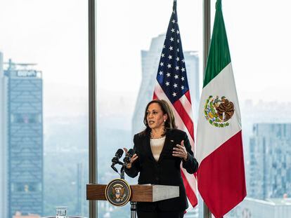 La vicepresidenta de Estados Unidos, Kamala Harris, ofreció una conferencia con los medios de comunicación en el hotel Sofitel en Ciudad de México.