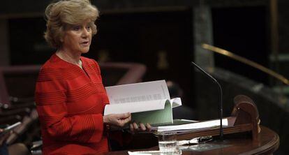 Soledad Becerril, en el Congreso de los Diputados.