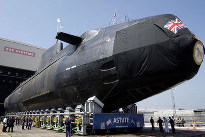 El submarino nuclear ha encallado frente a Escocia