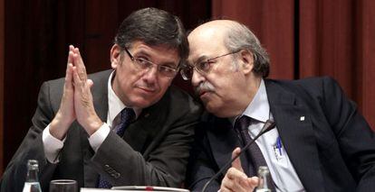 El consejero de Territorio y Sostenibilidad, Lluís Recorder, a la izquierda, y el de Economía, Andreu Mas-Colell.