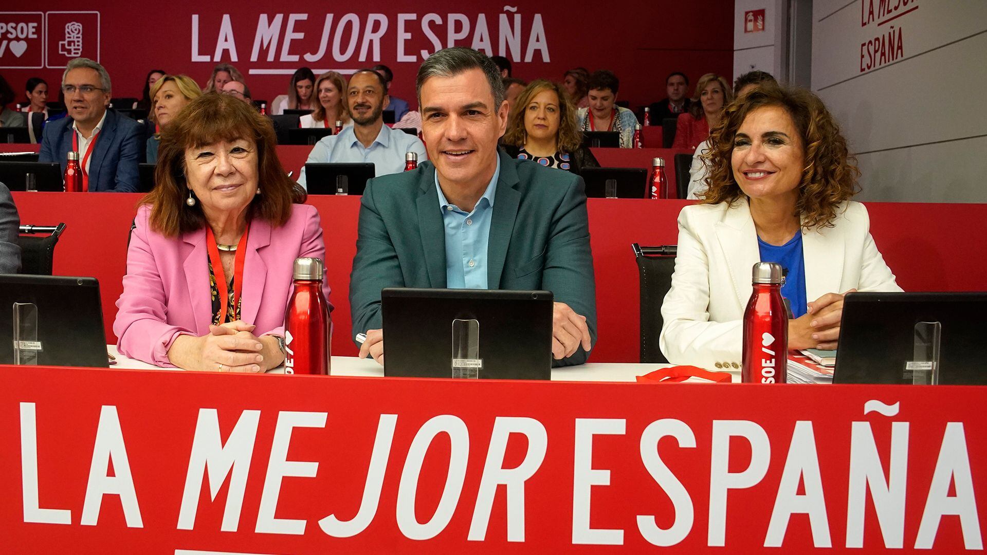 Ampliación | Sánchez reivindica sin matices su Gobierno e insta al PSOE a no rendirse: “La victoria es posible”