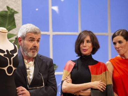 Lorenzo Caprile, Sybilla y Raquel Sánchez Silva en el primer programa de la segunda temporada de ‘Maestros de la costura’.
