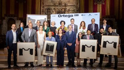 Foto de familia con los premiados, este martes en Barcelona.