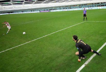 Modric marca de penalti en la tanda. 