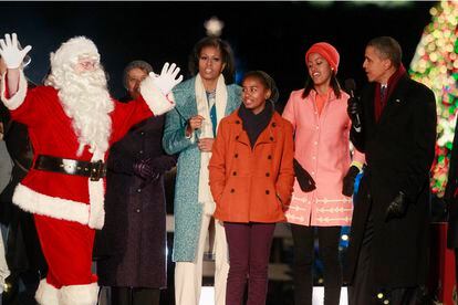 Ya es toda una tradición el posado familiar del presidente de los EEUU para dar la bienvenida a la Navidad.