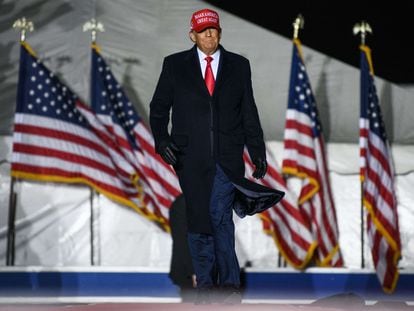 Donald Trump, en el mitin de este jueves en Sioux City (Iowa).