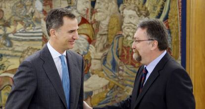 El rey Felipe VI ha recibido hoy en el Palacio de la Zarzuela al representante de Foro Asturias, Isidro Mart&iacute;nez Oblanca