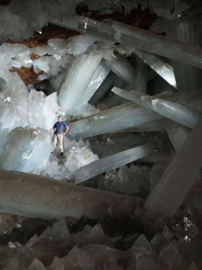 Cristales gigantes en la mina de Naica