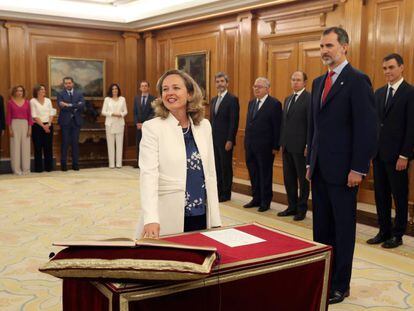Nadia Calviño promete su cargo como ministra de Economía