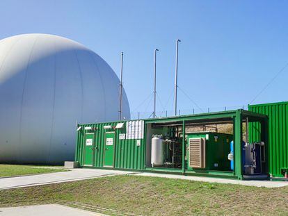 En el campo de los gases renovables, Naturgy gestiona 70 proyectos en diferente estado de avance, todos ellos en territorio español y focalizados en biometano (60 proyectos) e hidrógeno (10).