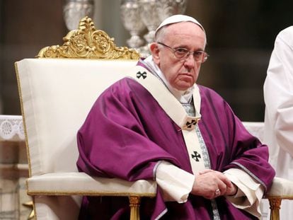 El papa Francisco celebra el miércoles de ceniza en Roma.