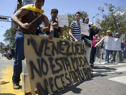 Protestas contra el Gobierno de Maduro este viernes en Caracas.
