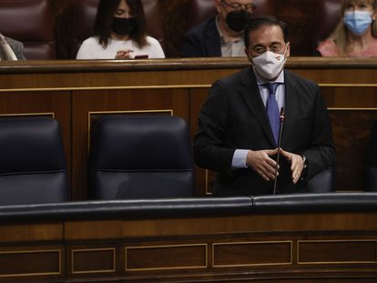 El ministro de Exteriores, José Manuel Albares, durante la sesión de control al Gobierno este miércoles en el Congreso de los Diputados.