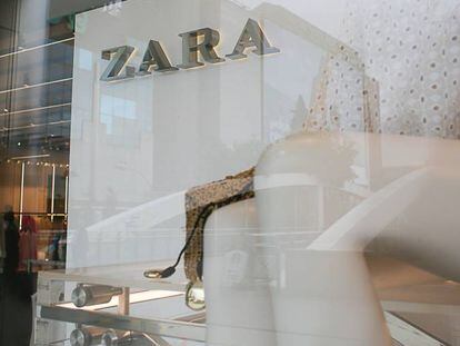 Escaparate de una tienda de Zara ubicada en el centro de Madrid. 