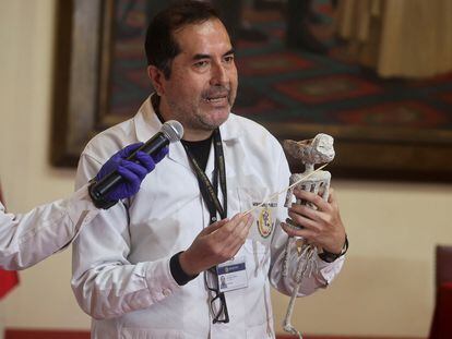 Flavio Estrada, arqueólogo del Instituto de Medicina Legal y Ciencias Forenses del Perú el 12 de enero 2024.