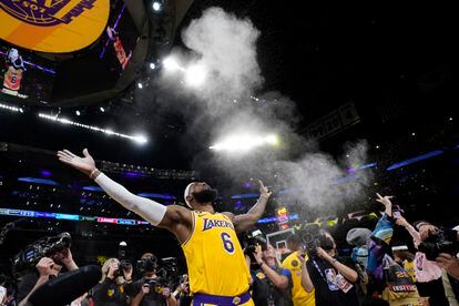 La figura de los Lakers de Los Angeles durante el partido de este martes contra Oklahoma City Thunder.