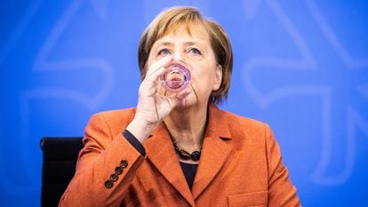 La canciller alemana, Angela Merkel, durante una rueda de prensa el domingo en Berlín.