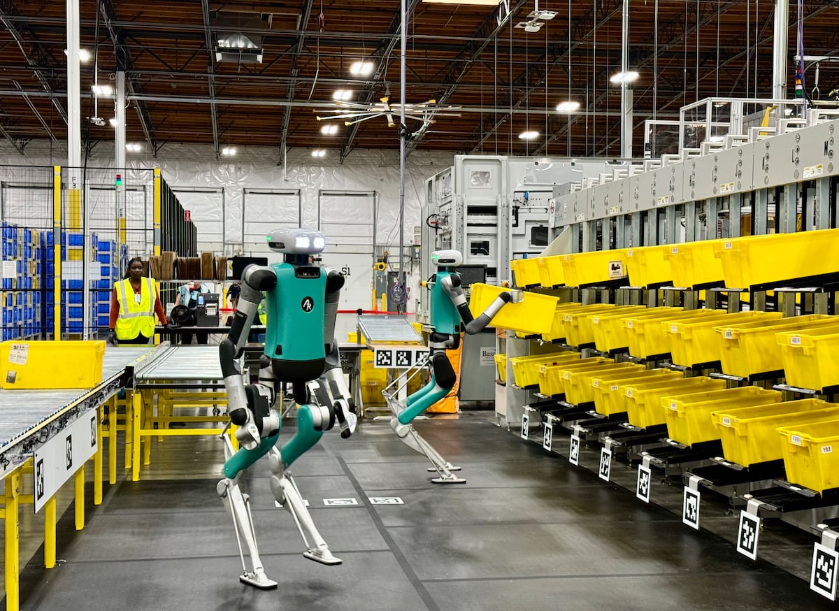 Así son los androides que Amazon prueba en su centro de robótica en Seattle | Tecnología