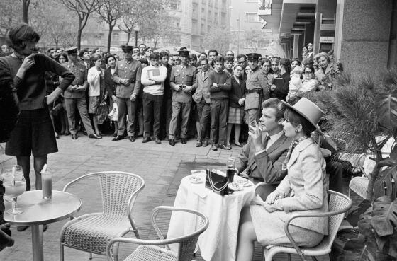 Roger Moore, Barcelona, 1967