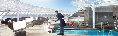 Zona One Pool Deck del MSC Meraviglia, con solárium, piscina, baño de hidromasaje y bar privados.