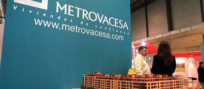 Stand de Metrovacesa en el Sal&oacute;n Inmobiliario de Madrid 2003.