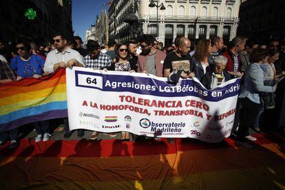 Concentración contra los ataques homófobos en la Puerta del Sol el pasado abril.