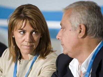 María Dolores de Cospedal y Javier Arenas, ayer Vitoria.