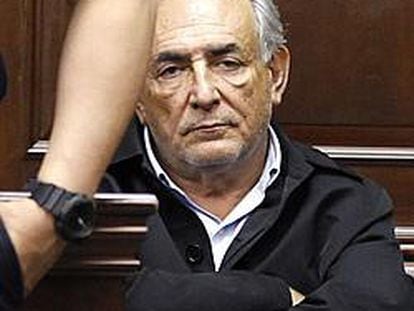 La justicia de EE UU ordena prisión sin fianza para Strauss-Kahn