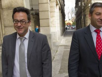 Los fiscales Manuel Fern&aacute;ndez y Juan Enrique Egocheaga. 