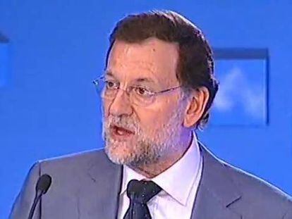 Rajoy: "Lo primero que tenemos que hacer, porque no queda más remedio, es ir reduciendo el déficit"