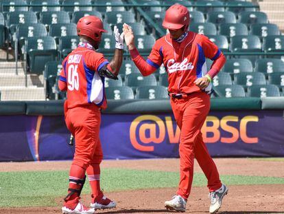 El equipo de béisbol de Cuba, durante un partido en agosto de 2021, en Ciudad Obregón, México. 