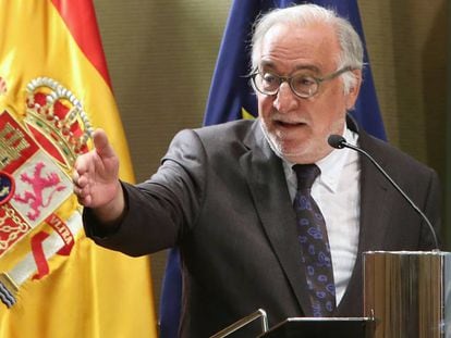 Pere Navarro toma posesión como director de la DGT.