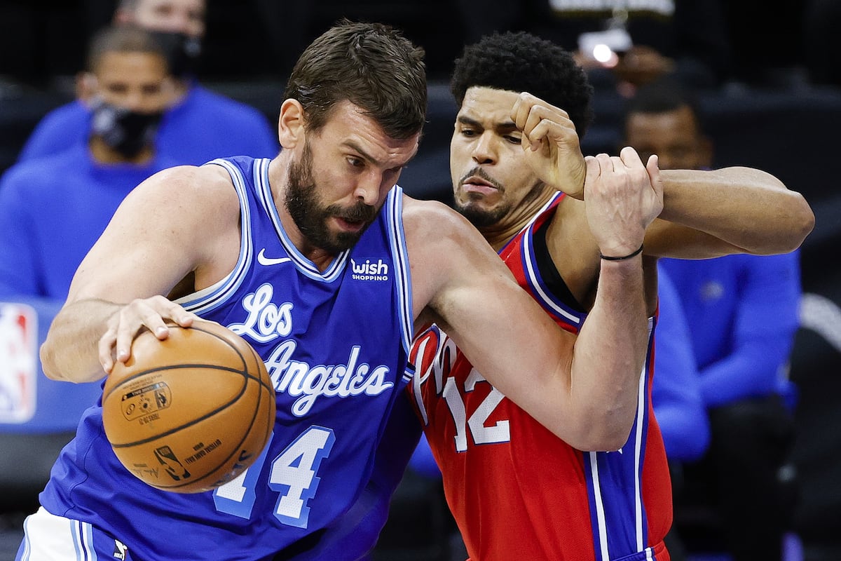 Marc Gasol pierde la titularidad en los Lakers