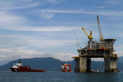 Plataforma de explotación de petróleo en la costa brasileña.