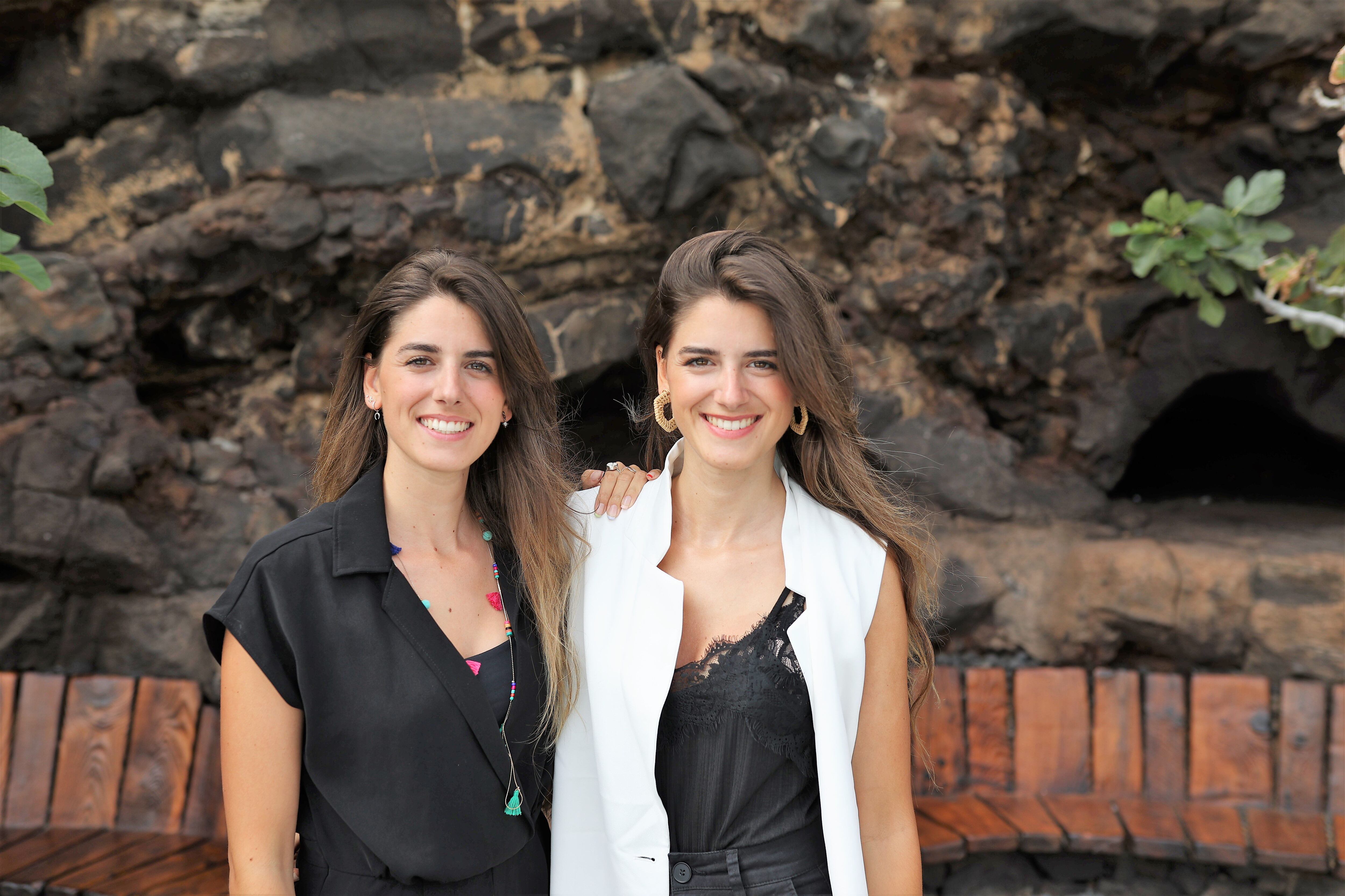 Las hermanas Vanesa Enríquez Carrera, 29 años, ingeniera de procesos; de formación y profesión y, Andrea Enríquez Carrera, 29 años, creadoras de Kidalos. 