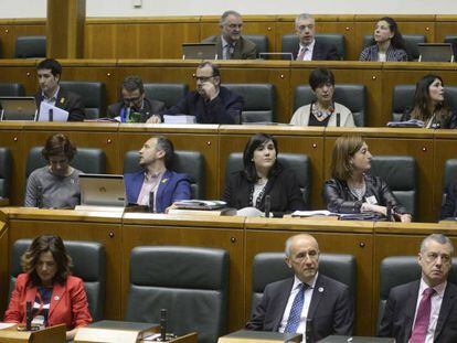 Imagen de archivo de un pleno ordinario en el Parlamento vasco.