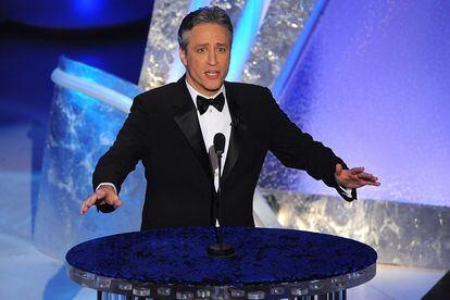 Jon Stewart

El expresentador de The Daily Show ha sido el anfitrión de la ceremonia en dos ocasiones, pero no parece dispuesto a marcarse una tercera. “Es el peor trabajo del mundo”, aseguró en 2014, añadiendo que solo repitió porque “pensaron que el primer golpe había sido tan malo que igual me apetecía intentarlo de nuevo, como en el golf”.