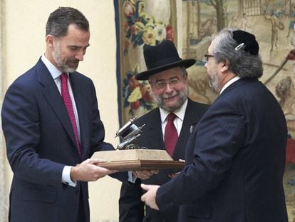 El Rey recibe el pasado martes el premio Lord Jakobovits de los rabinos europeos. 