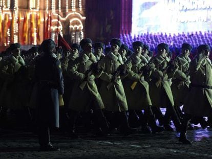 Militares rusos en Mosc&uacute;, el 6 de noviembre de 2015. 