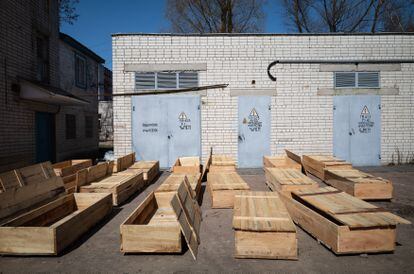 Coffins in front of the Pathological Anatomy Department at Chernihiv Regional Hospital Number Two.