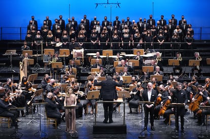 Lakmé (Sabine Devieilhe), Nilakantha (Stéphane Degout) y Gerardo López (Hadji), los tres principales protagonistas indios de la ópera.