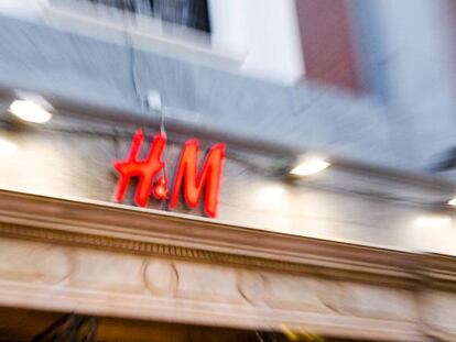 Una huelga de los trabajadores de su almacén central amenaza con paralizar H&M en España