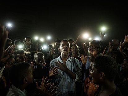 La foto de Mohamed Yousif, realizada por el fotógrafo Yasuyoshi Chiba, que ganó el certamen World Press Photo en 2020.