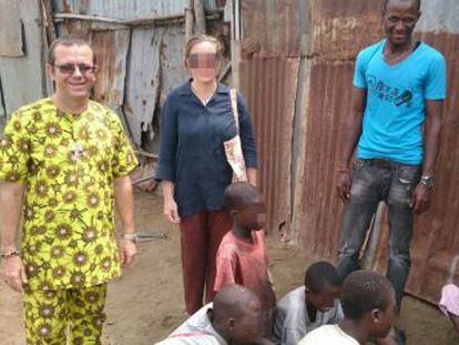La Congregación para la Doctrina de la Fe investiga a un conocido misionero que asiste a niños que viven en la calle en Benín. Dos jóvenes le acusan de violación