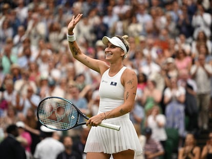 Vondrousova celebra la victoria contra Svitolina, este jueves en el All England Club.