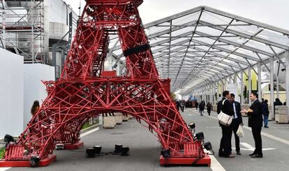 Acceso a las instalaciones donde se celebra la COP21 en Par&iacute;s.