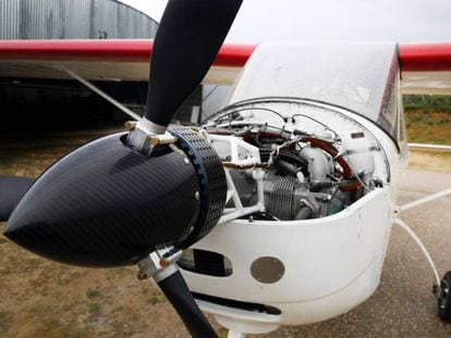 Avioneta con el motor híbrido instalado. 