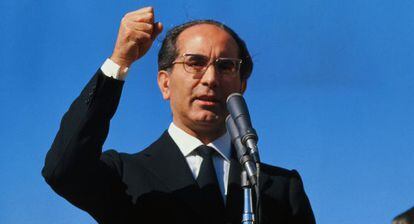 Emilio Colombo, durante su &eacute;poca de primer ministro, en 1971.