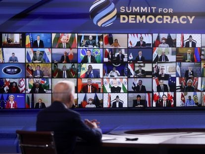Joe Biden inauguración de la cumbre internacional de líderes por la democracia