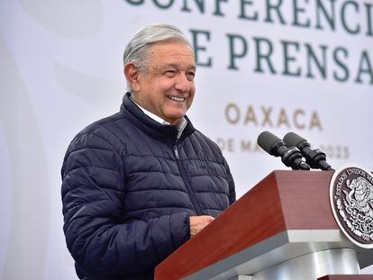 López Obrador durante su conferencia matutina de este martes.